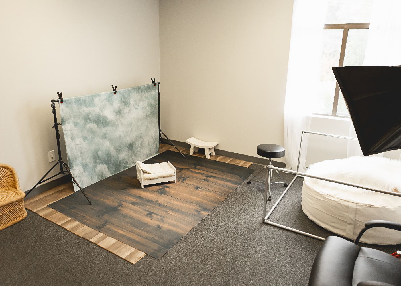 Feature Gallery — Accent